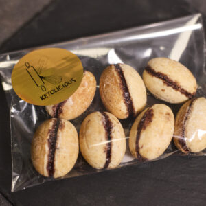 Nuci Keto umplute cu crema de ciocolata (100 gr)